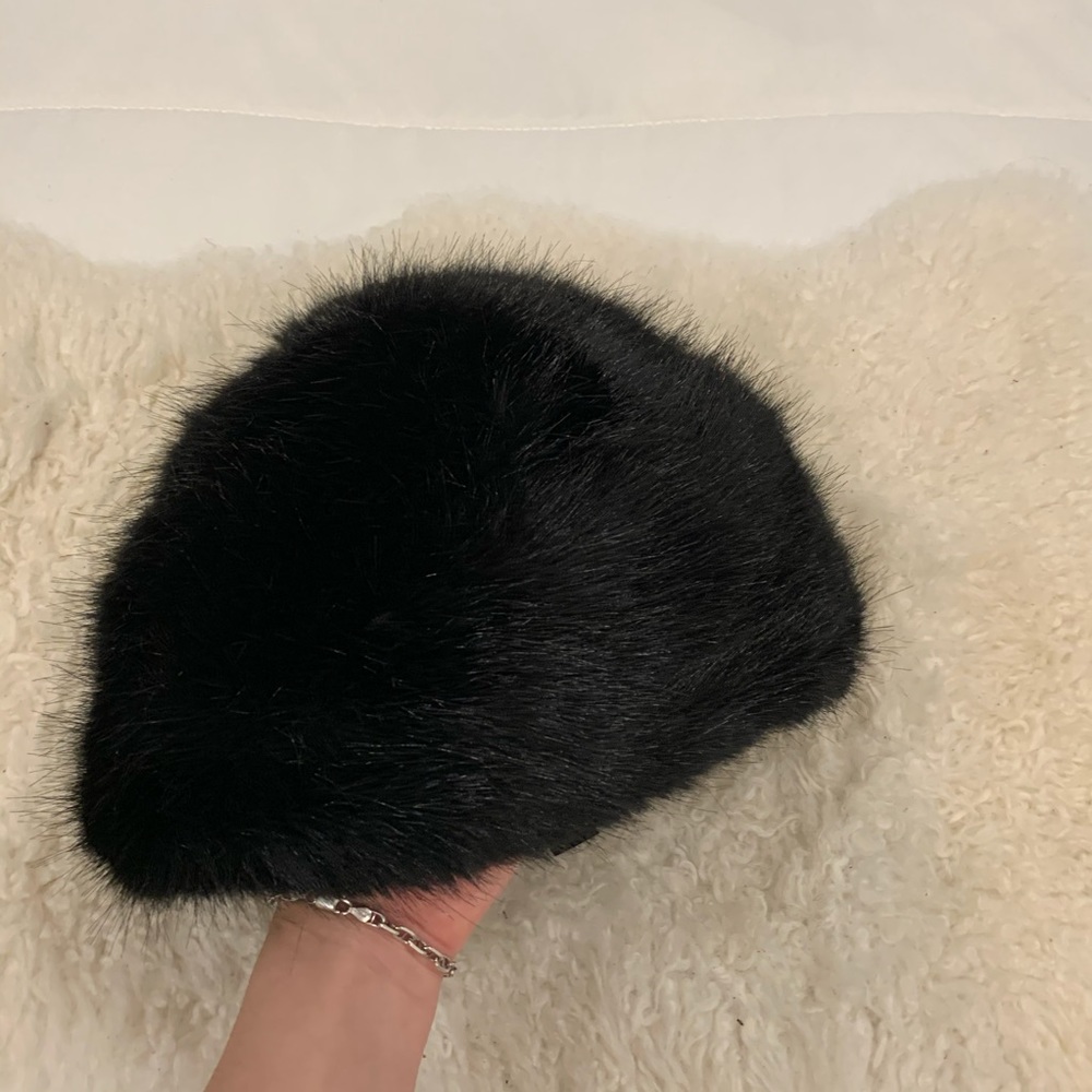 Zara Black Fuzzy Hat